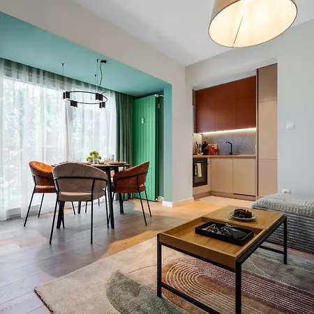 Nestio Premium Designer - 1br & 2br Gems Пловдив