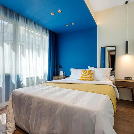 Appartement Nestio Premium Designer - 1br & 2br Gems *