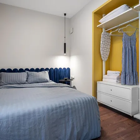 Nestio Premium Designer - 1br & 2br Gems Appartement *