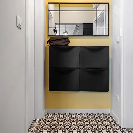 Nestio Premium Designer - 1br & 2br Gems Appartement Plovdiv